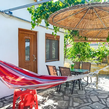 Georgios House Holiday home *